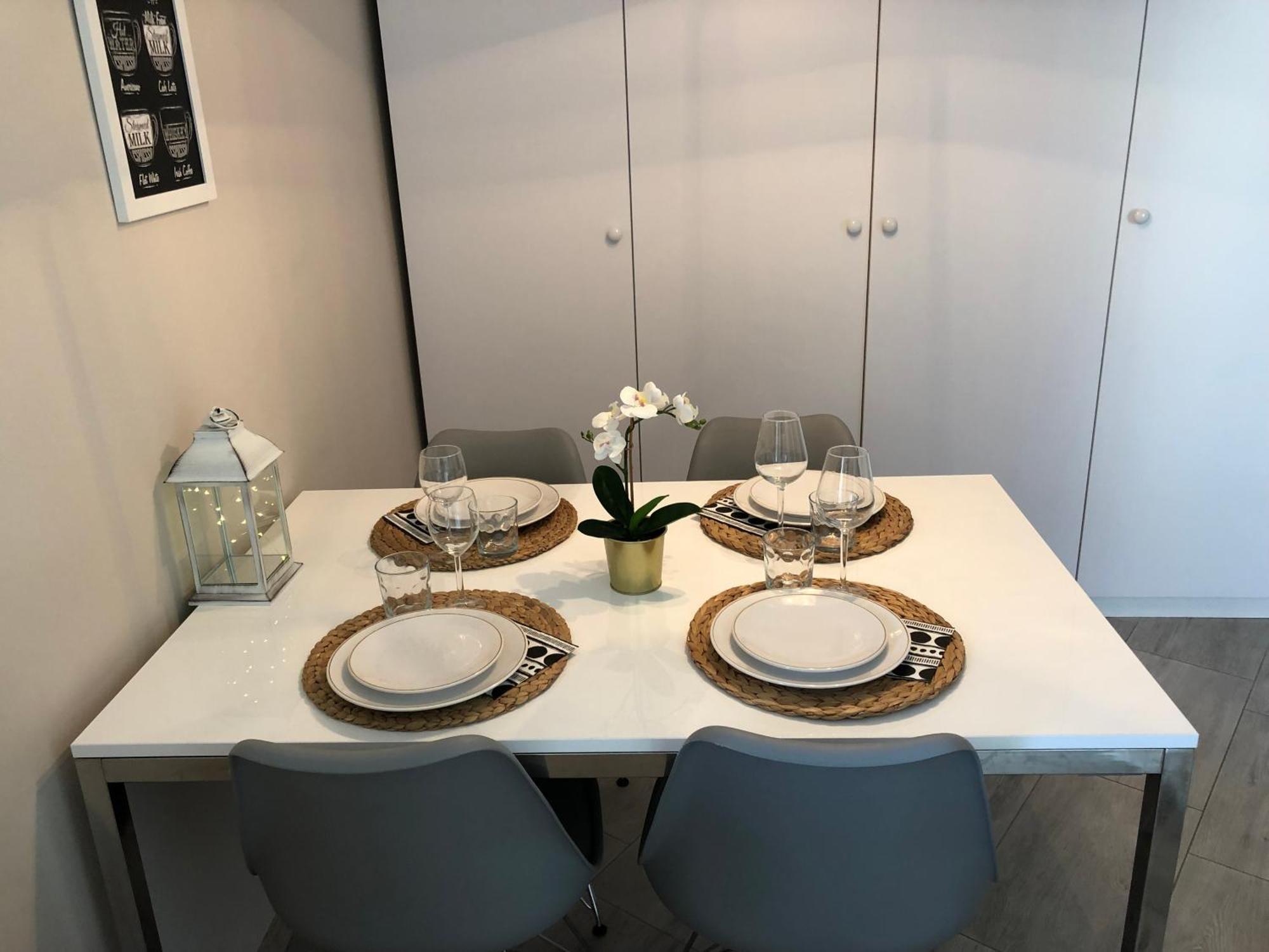 Ozarowska 77 - 1br By Homeprime Warszawa